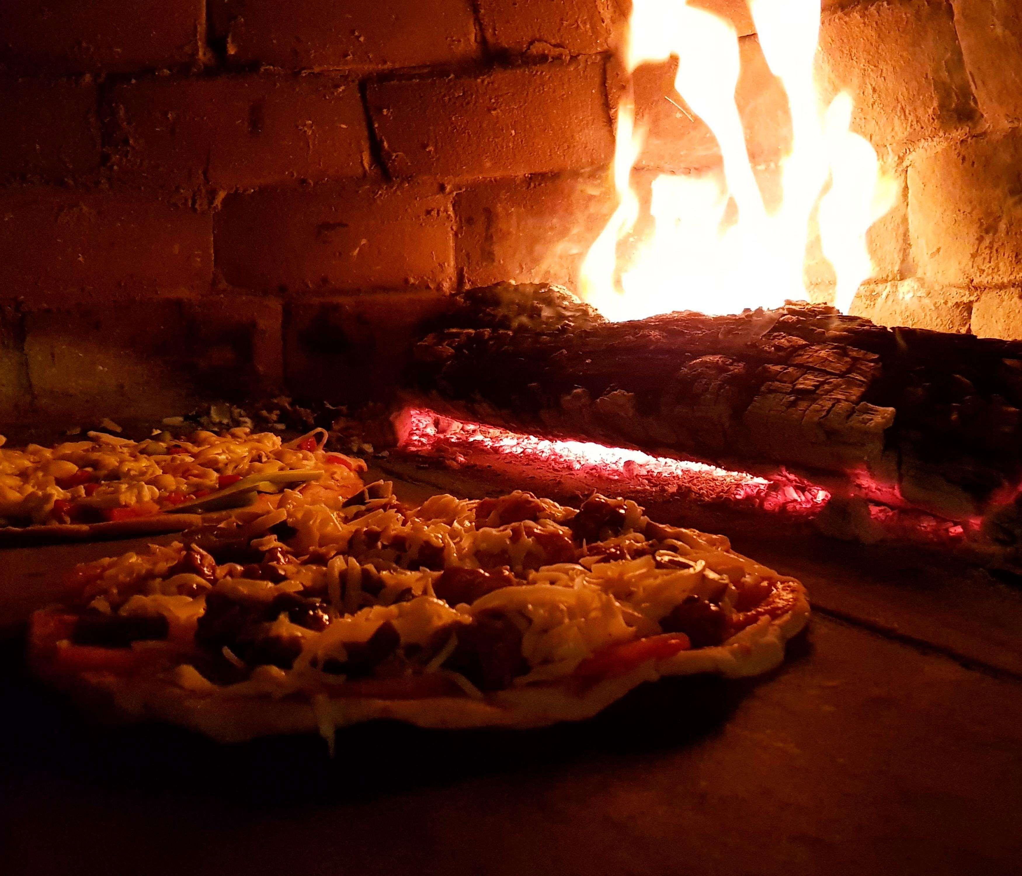 The Legend Paracas Resort, A Destination By Hyatt Hotel Exterior foto Wood-fired pizza